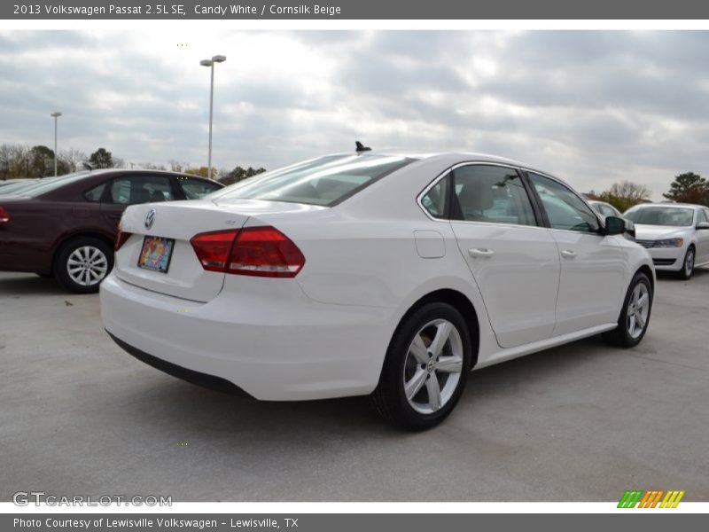 Candy White / Cornsilk Beige 2013 Volkswagen Passat 2.5L SE