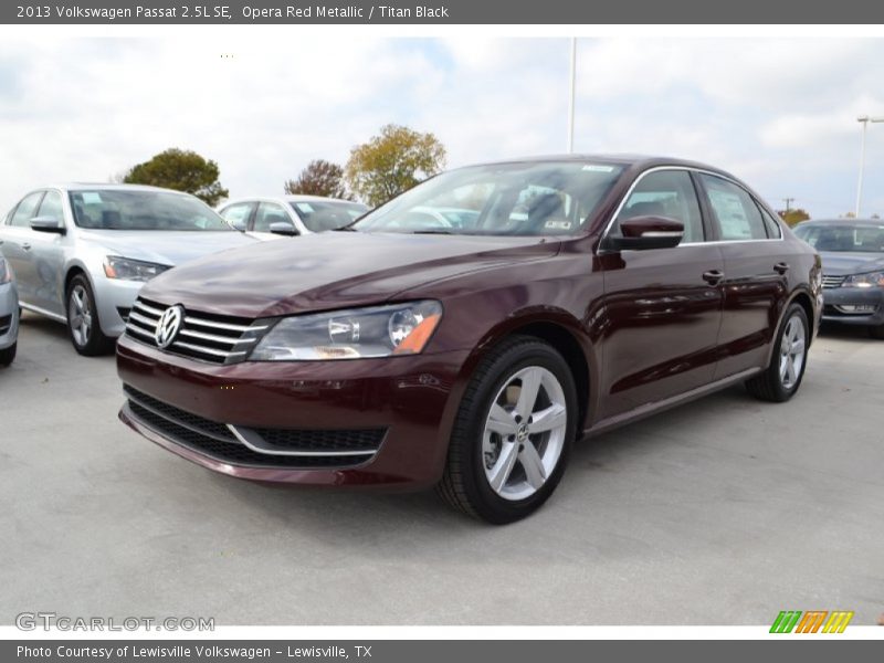 Opera Red Metallic / Titan Black 2013 Volkswagen Passat 2.5L SE