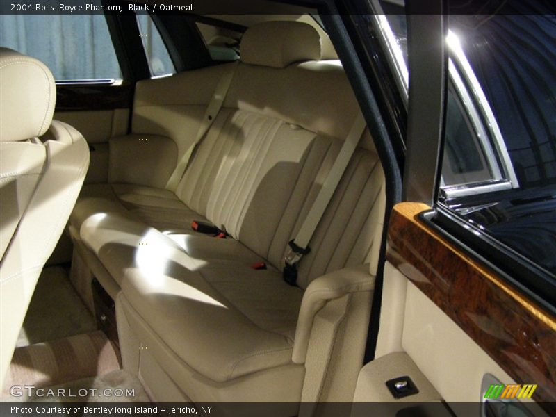 Black / Oatmeal 2004 Rolls-Royce Phantom