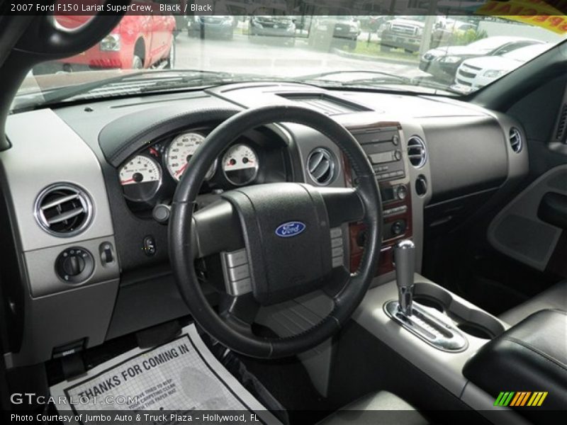 Dashboard of 2007 F150 Lariat SuperCrew