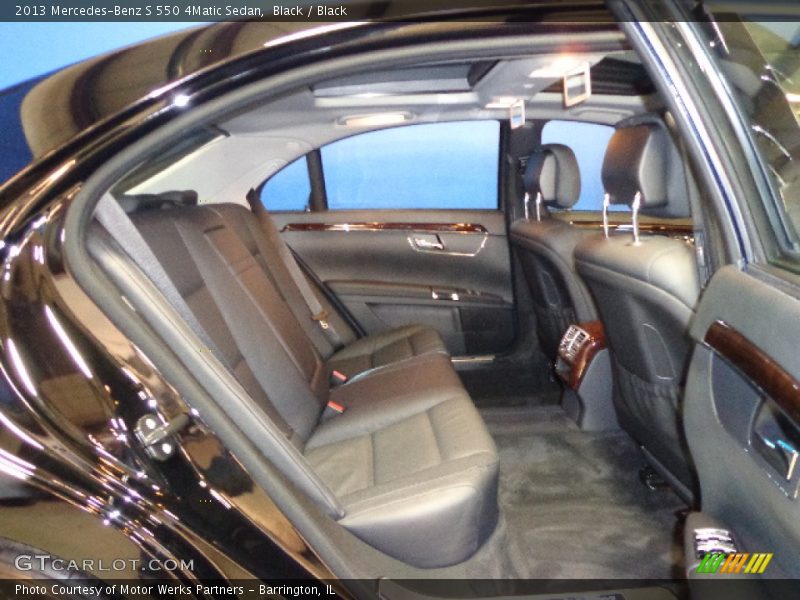Black / Black 2013 Mercedes-Benz S 550 4Matic Sedan