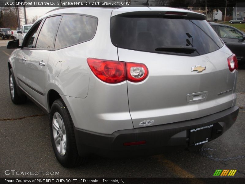 Silver Ice Metallic / Dark Gray/Light Gray 2010 Chevrolet Traverse LS