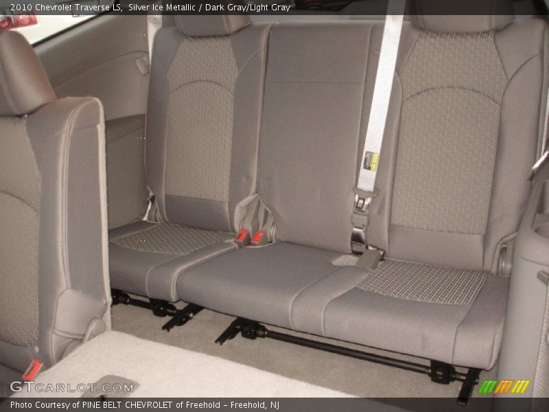 Silver Ice Metallic / Dark Gray/Light Gray 2010 Chevrolet Traverse LS