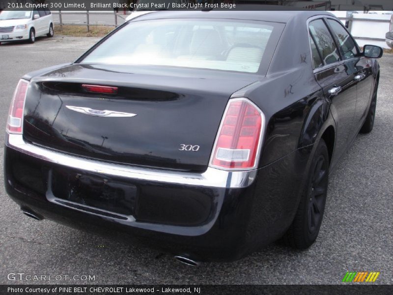 Brilliant Black Crystal Pearl / Black/Light Frost Beige 2011 Chrysler 300 Limited