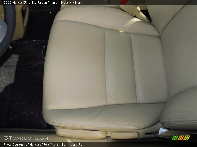Urban Titanium Metallic / Ivory 2010 Honda CR-V EX