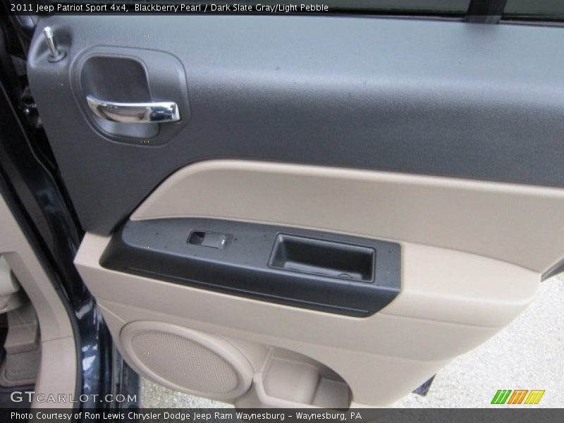 Blackberry Pearl / Dark Slate Gray/Light Pebble 2011 Jeep Patriot Sport 4x4