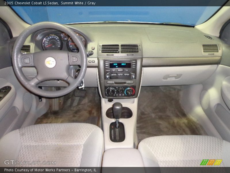 Summit White / Gray 2005 Chevrolet Cobalt LS Sedan