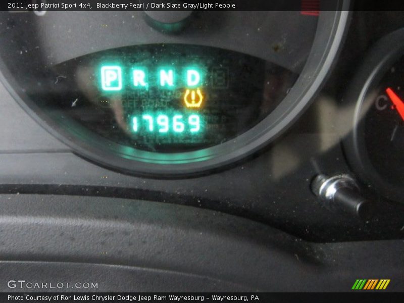 Blackberry Pearl / Dark Slate Gray/Light Pebble 2011 Jeep Patriot Sport 4x4