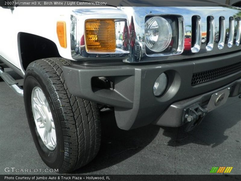 Birch White / Light Cashmere/Ebony 2007 Hummer H3 X
