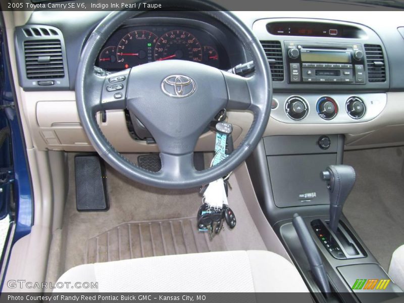 Indigo Ink Pearl / Taupe 2005 Toyota Camry SE V6