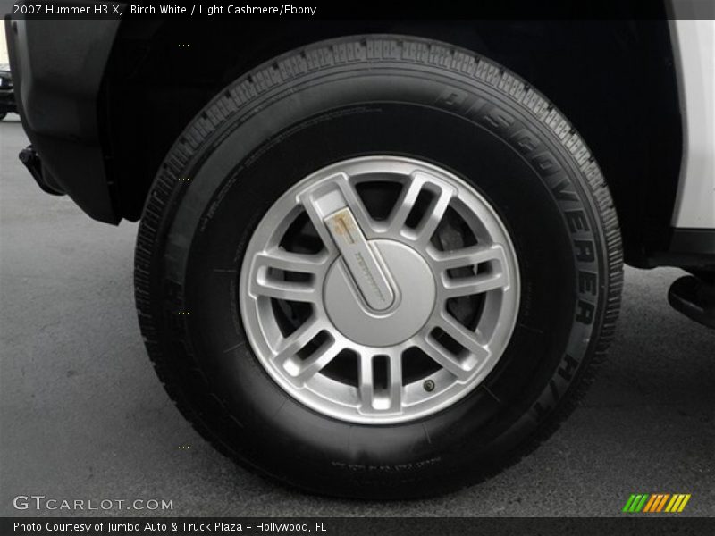 Birch White / Light Cashmere/Ebony 2007 Hummer H3 X