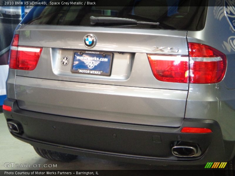 Space Grey Metallic / Black 2010 BMW X5 xDrive48i