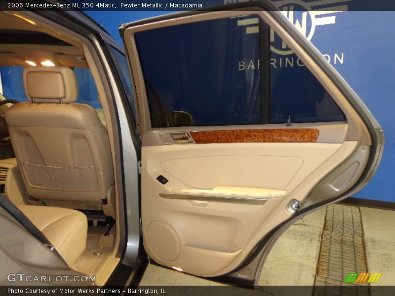 Pewter Metallic / Macadamia 2006 Mercedes-Benz ML 350 4Matic