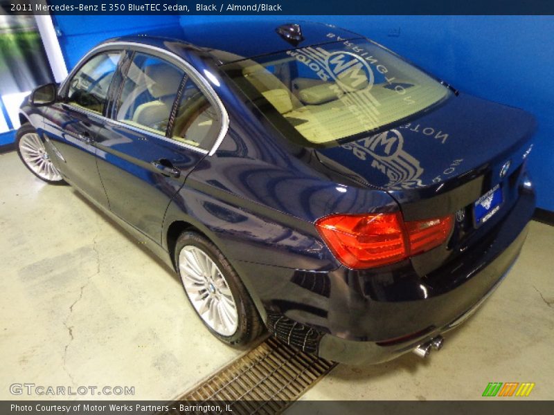 Black / Almond/Black 2011 Mercedes-Benz E 350 BlueTEC Sedan