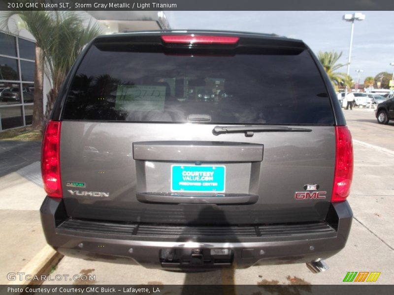 Storm Gray Metallic / Light Titanium 2010 GMC Yukon SLT