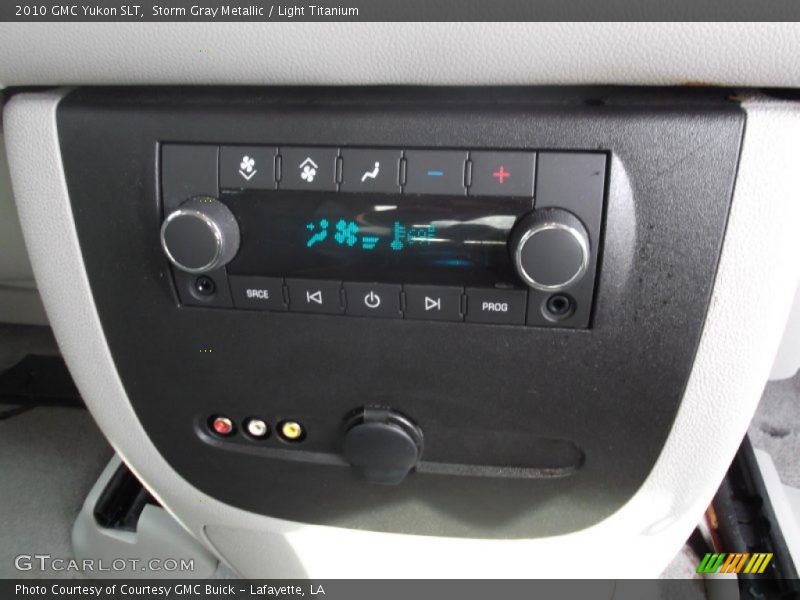 Storm Gray Metallic / Light Titanium 2010 GMC Yukon SLT