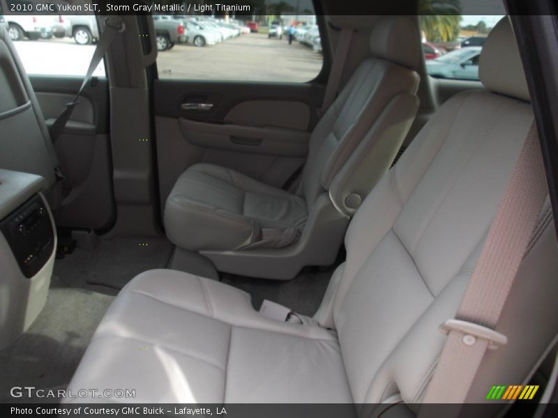 Storm Gray Metallic / Light Titanium 2010 GMC Yukon SLT