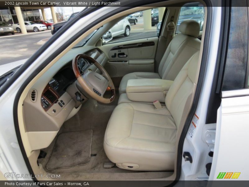  2002 Town Car Cartier Light Parchment Interior