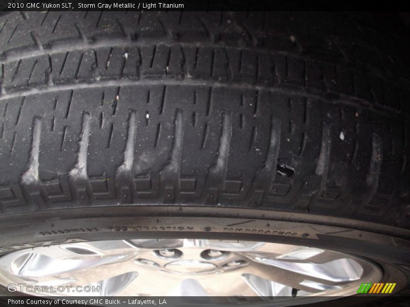 Storm Gray Metallic / Light Titanium 2010 GMC Yukon SLT