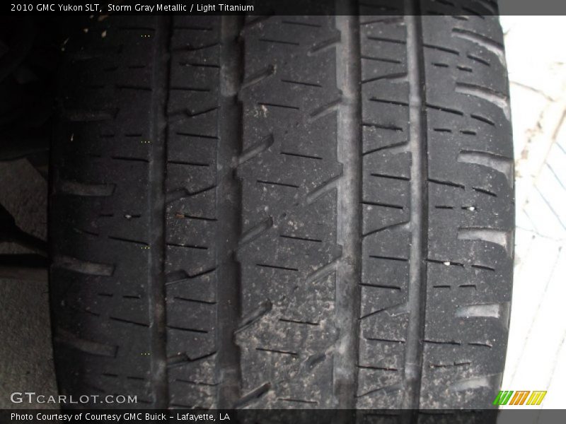 Storm Gray Metallic / Light Titanium 2010 GMC Yukon SLT