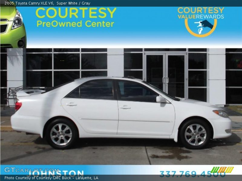 Super White / Gray 2005 Toyota Camry XLE V6