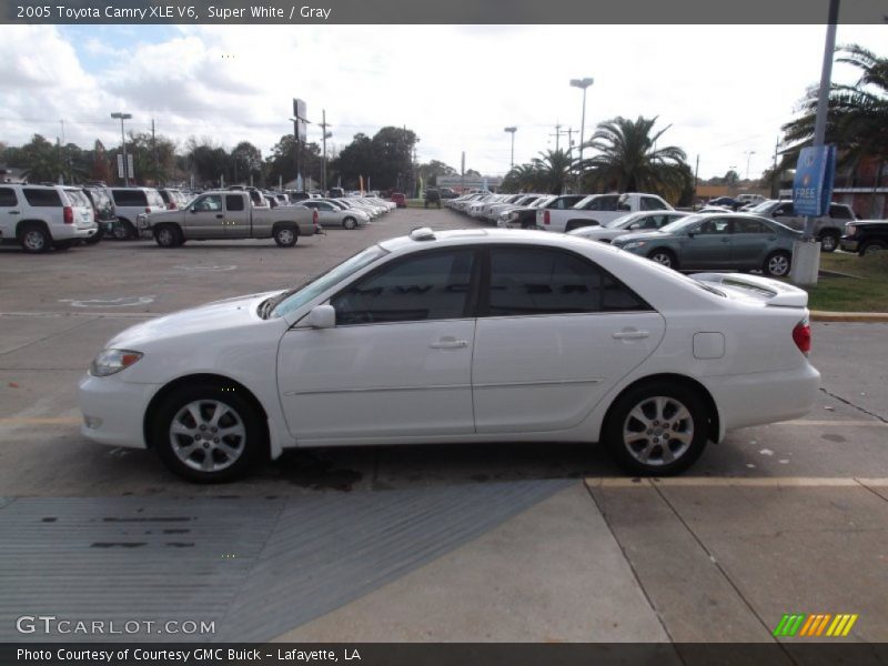 Super White / Gray 2005 Toyota Camry XLE V6