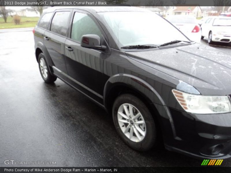 Brilliant Black Crystal Pearl / Black 2013 Dodge Journey SXT