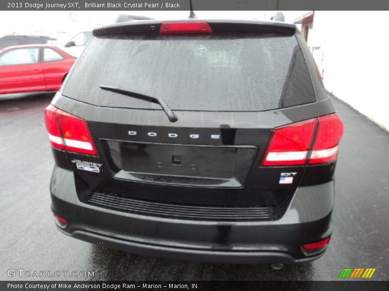 Brilliant Black Crystal Pearl / Black 2013 Dodge Journey SXT