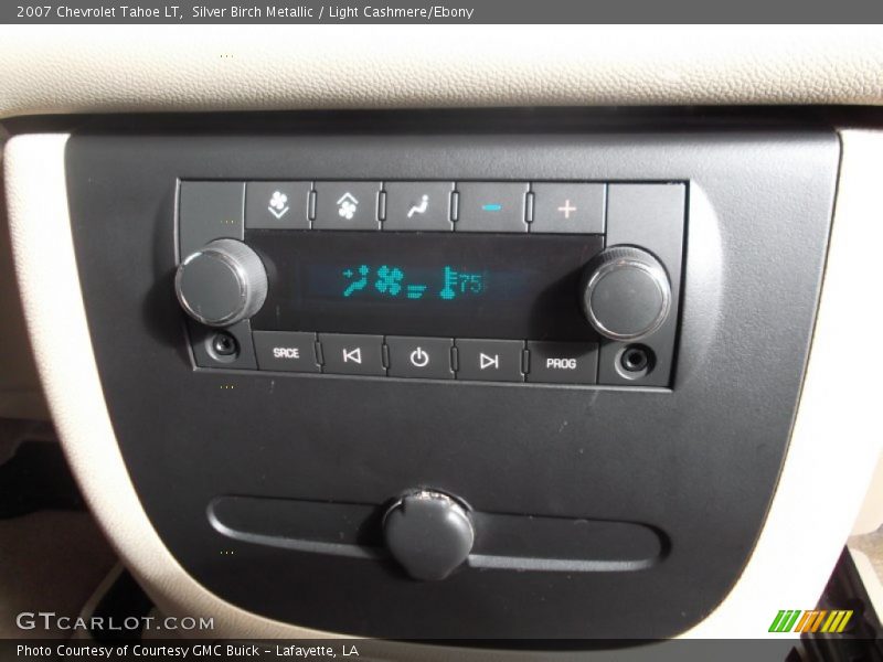 Silver Birch Metallic / Light Cashmere/Ebony 2007 Chevrolet Tahoe LT