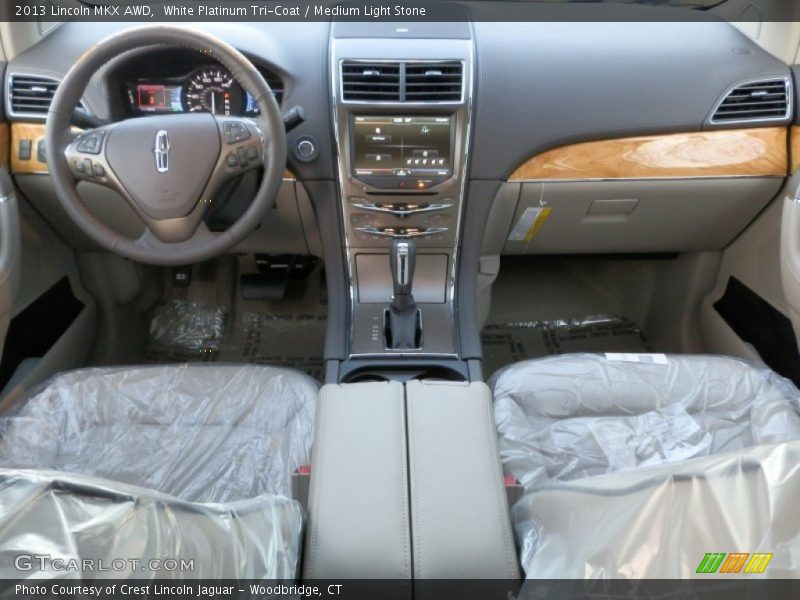 White Platinum Tri-Coat / Medium Light Stone 2013 Lincoln MKX AWD