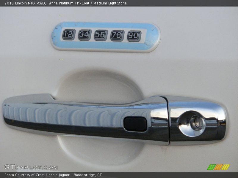 White Platinum Tri-Coat / Medium Light Stone 2013 Lincoln MKX AWD