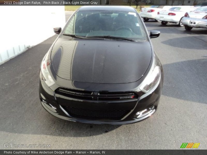 Pitch Black / Black/Light Diesel Gray 2013 Dodge Dart Rallye