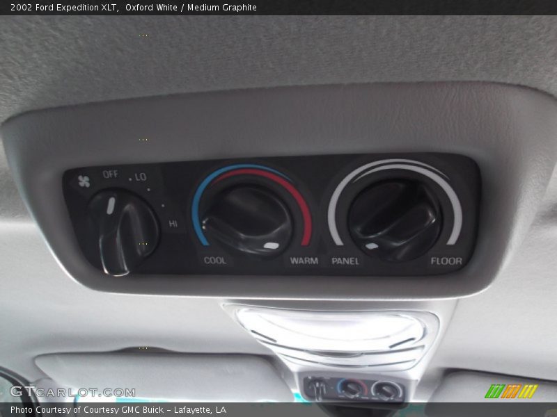 Oxford White / Medium Graphite 2002 Ford Expedition XLT