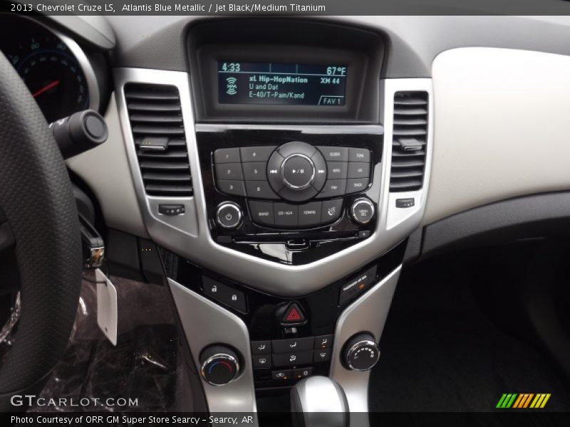 Atlantis Blue Metallic / Jet Black/Medium Titanium 2013 Chevrolet Cruze LS