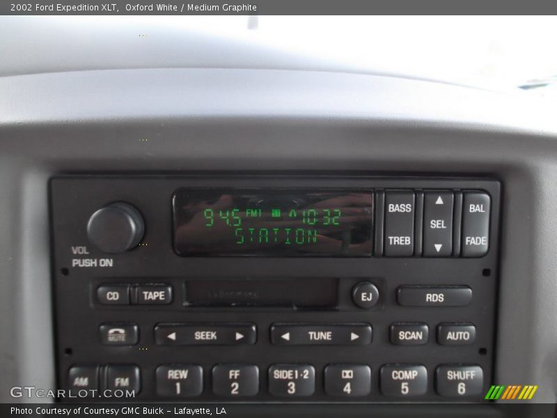 Oxford White / Medium Graphite 2002 Ford Expedition XLT
