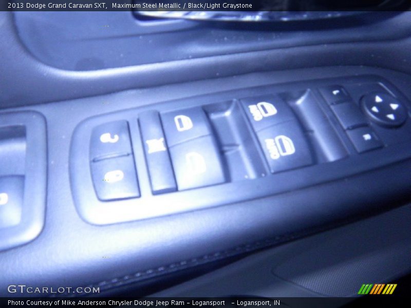 Maximum Steel Metallic / Black/Light Graystone 2013 Dodge Grand Caravan SXT