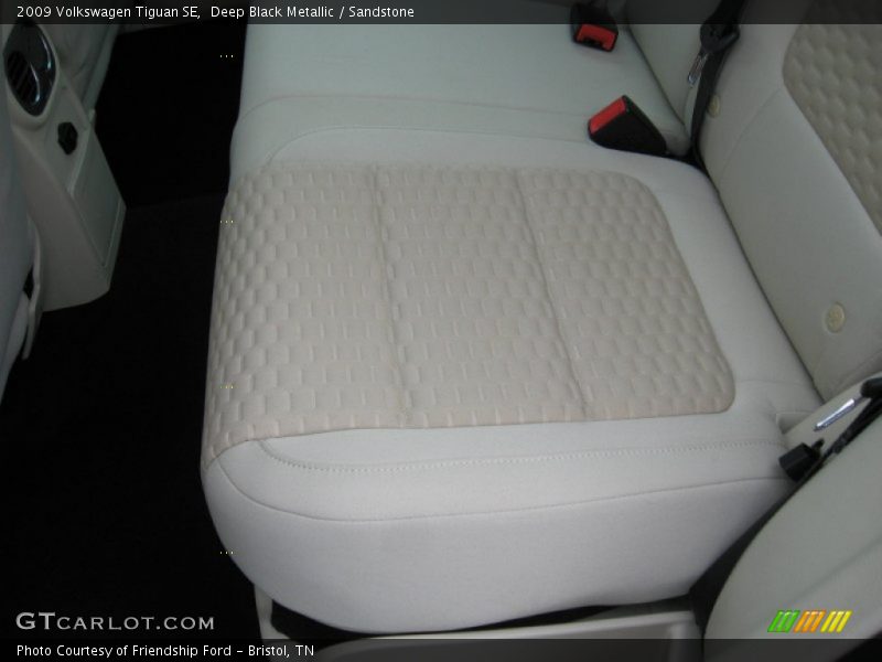 Deep Black Metallic / Sandstone 2009 Volkswagen Tiguan SE