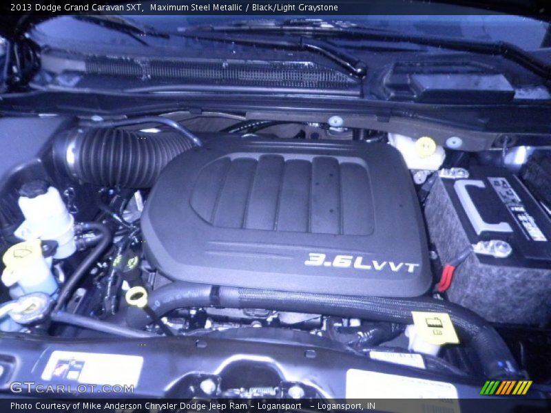 Maximum Steel Metallic / Black/Light Graystone 2013 Dodge Grand Caravan SXT