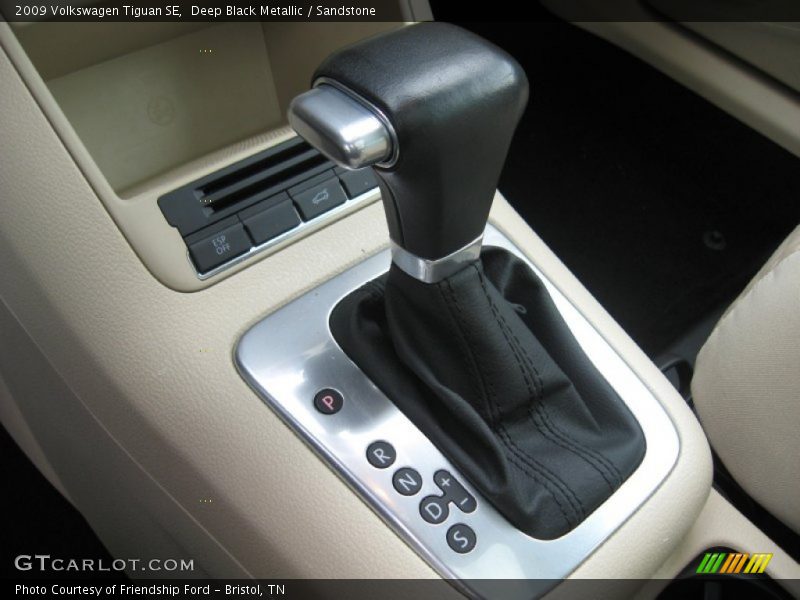 Deep Black Metallic / Sandstone 2009 Volkswagen Tiguan SE