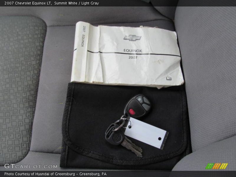 Summit White / Light Gray 2007 Chevrolet Equinox LT