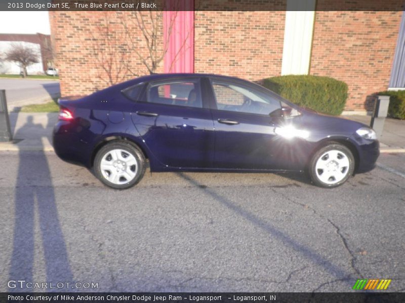 True Blue Pearl Coat / Black 2013 Dodge Dart SE