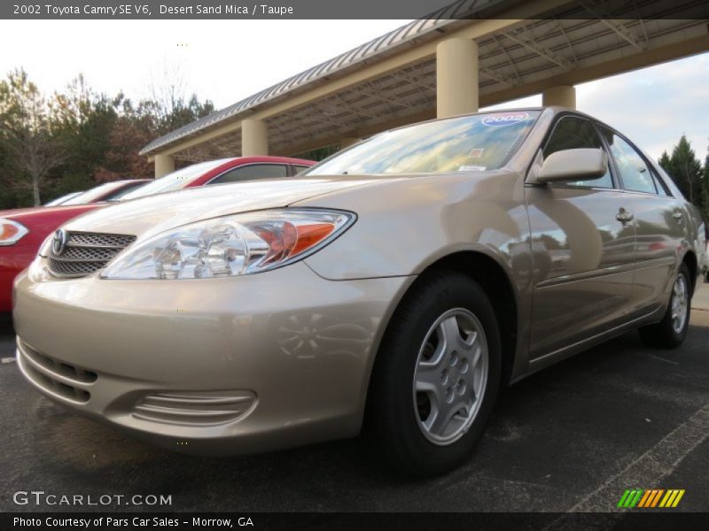 Desert Sand Mica / Taupe 2002 Toyota Camry SE V6