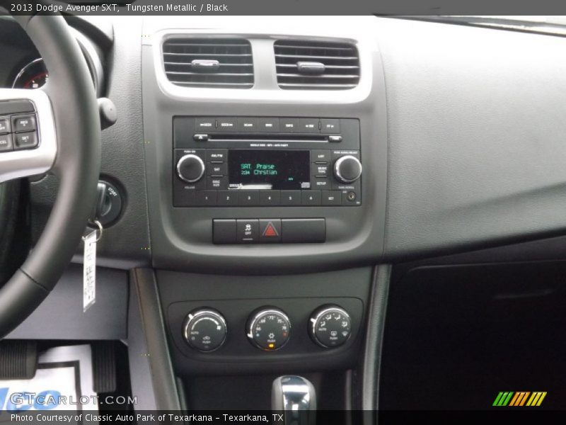 Tungsten Metallic / Black 2013 Dodge Avenger SXT