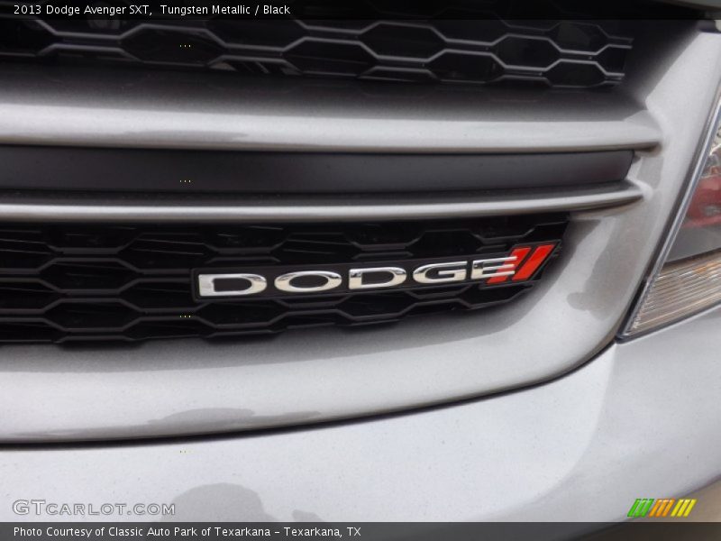 Tungsten Metallic / Black 2013 Dodge Avenger SXT
