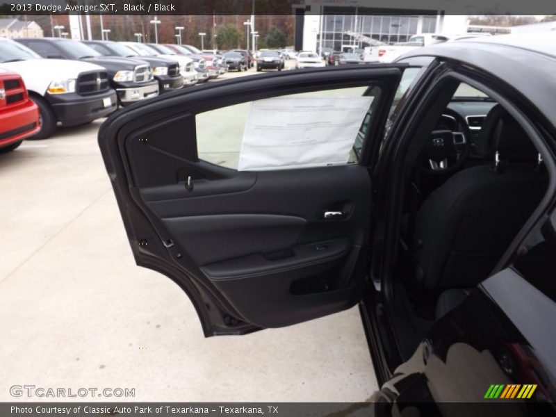 Black / Black 2013 Dodge Avenger SXT