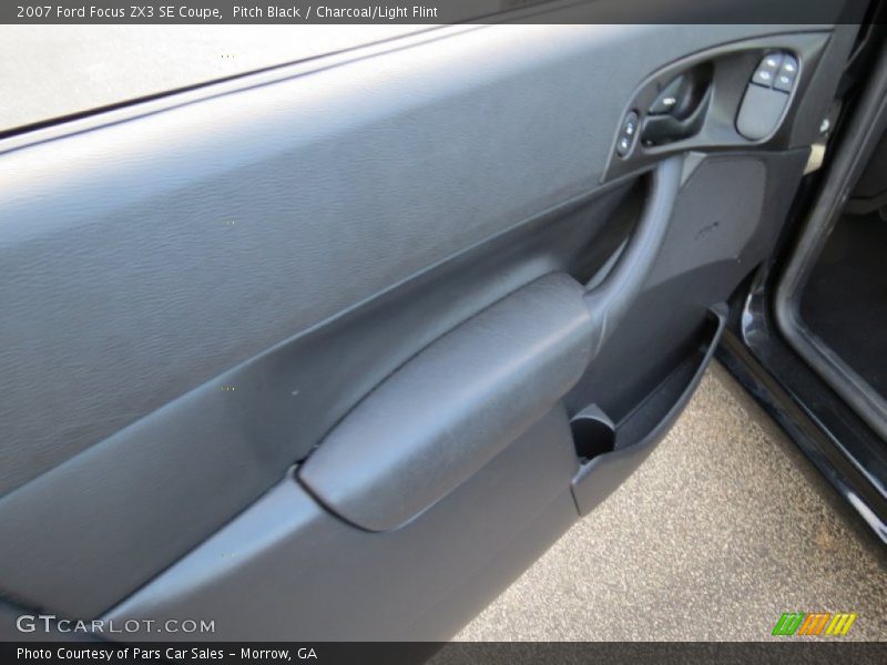 Pitch Black / Charcoal/Light Flint 2007 Ford Focus ZX3 SE Coupe