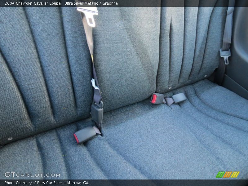 Ultra Silver Metallic / Graphite 2004 Chevrolet Cavalier Coupe