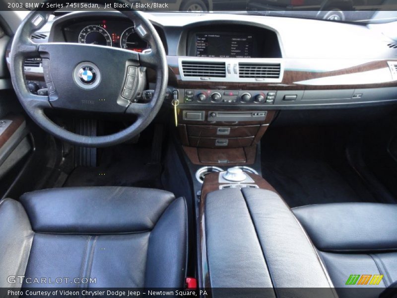 Jet Black / Black/Black 2003 BMW 7 Series 745i Sedan