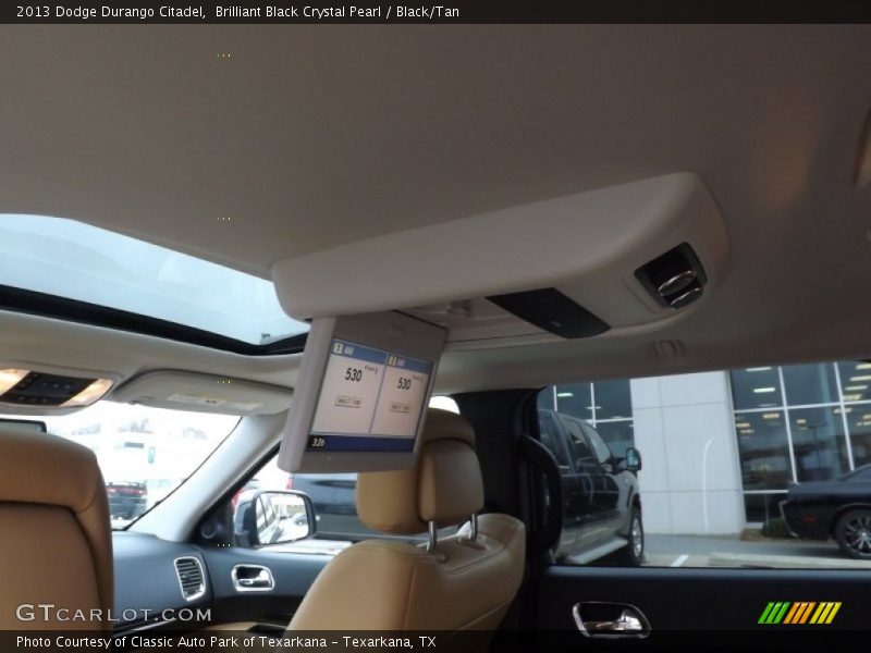Brilliant Black Crystal Pearl / Black/Tan 2013 Dodge Durango Citadel