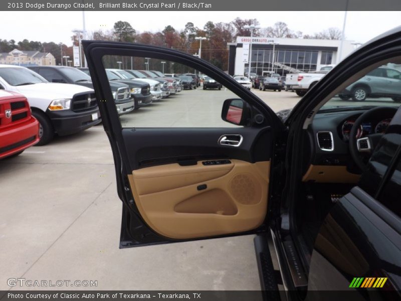 Brilliant Black Crystal Pearl / Black/Tan 2013 Dodge Durango Citadel